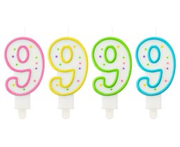 Świeczka cyferka z kropeczkami 9 7,5 cm