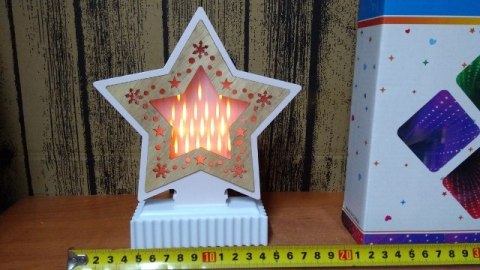 Gwiazda stojąca świecąca na baterie