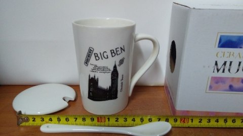 Kubek z łyżeczką i pokrywka MIASTA | 12-SH23