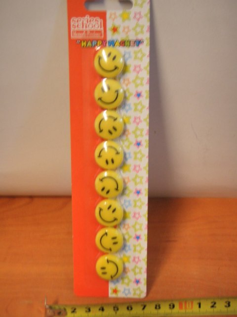 Magnes 8szt. UŚMIECH 20mm MG-20